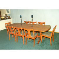 Rosewood Dining Table &amp; 8 chairs. Contemporary Style. 
